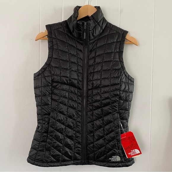 NWT The North Face Thermoball Trek Vest Puffer Embroidery Black Trekker Logo - Picture 2 of 14